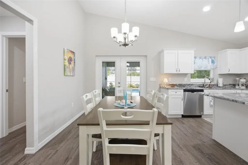 141 Fisher Way Ocklawaha FL 32179