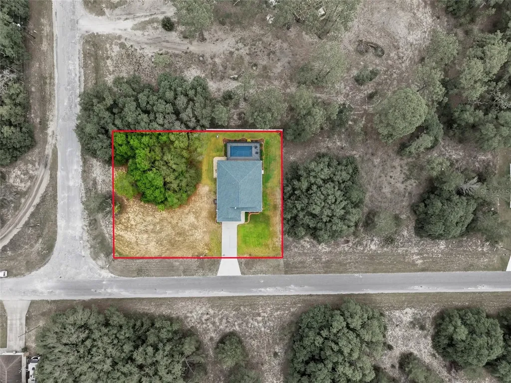 141 Fisher Way Ocklawaha FL 32179