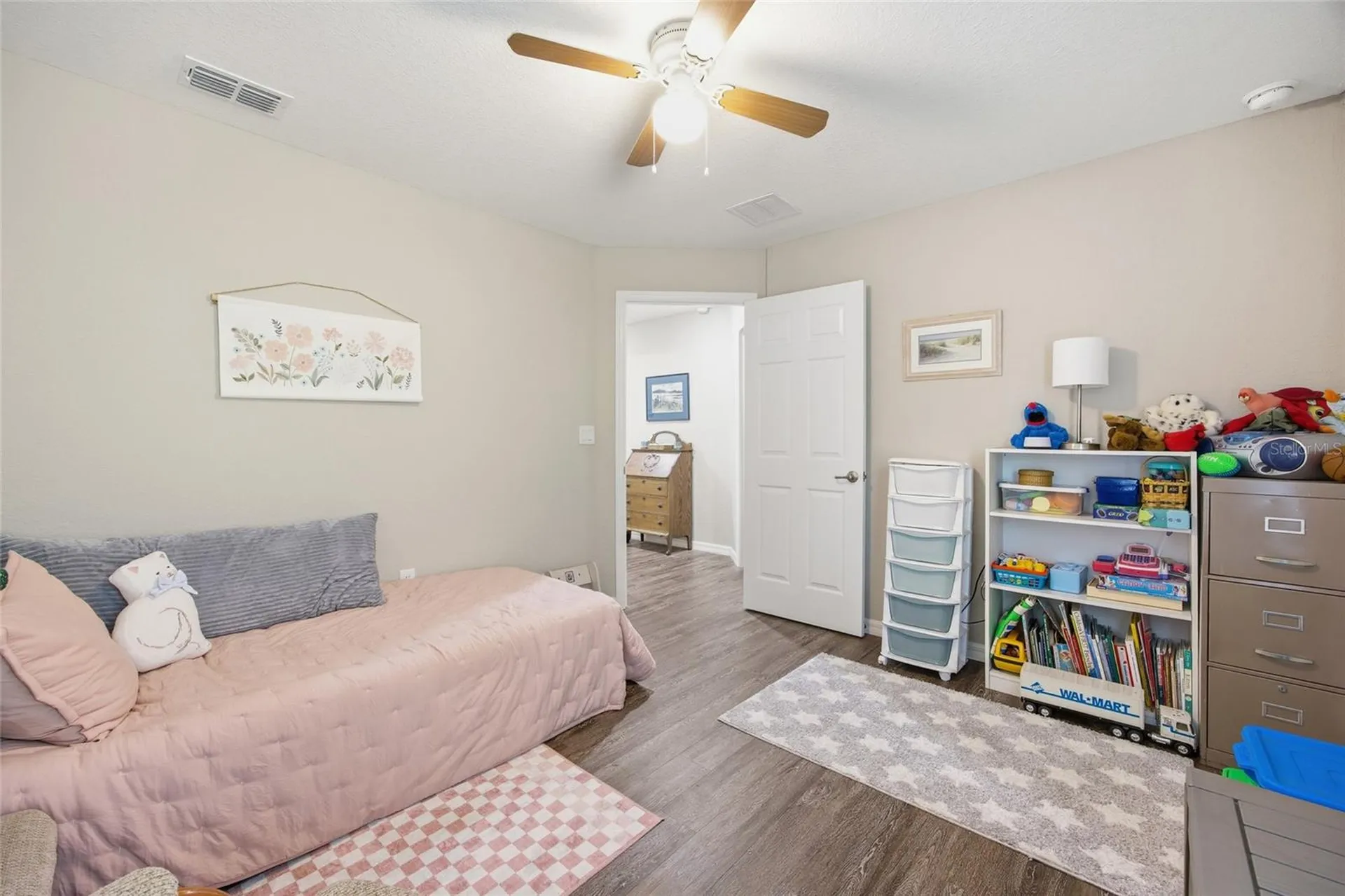 141 Fisher Way Ocklawaha FL 32179