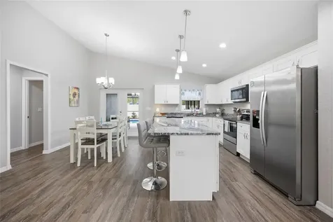 141 Fisher Way Ocklawaha FL 32179