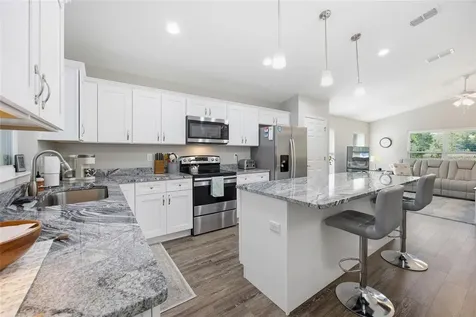 141 Fisher Way Ocklawaha FL 32179