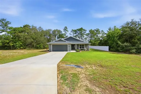 141 Fisher Way Ocklawaha FL 32179