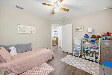 141 Fisher Way Ocklawaha FL 32179