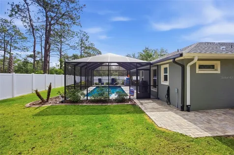 141 Fisher Way Ocklawaha FL 32179