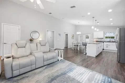 141 Fisher Way Ocklawaha FL 32179