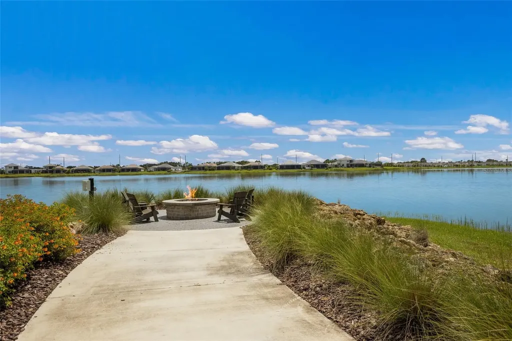 8092 Grande Shores Drive Sarasota FL 34240