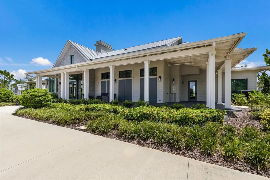 8092 Grande Shores Drive Sarasota FL 34240