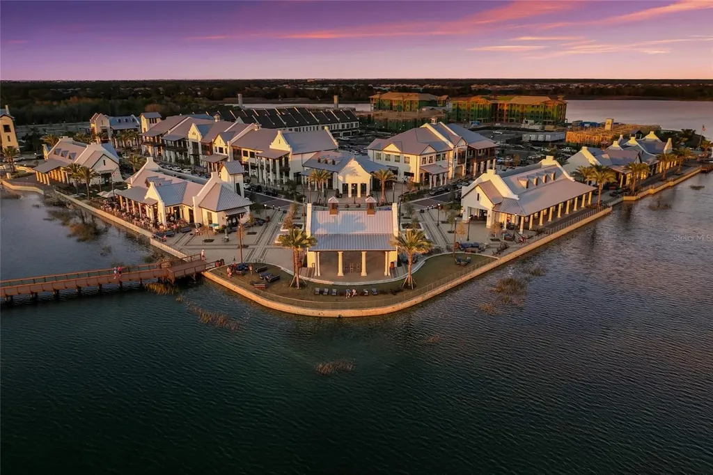 8092 Grande Shores Drive Sarasota FL 34240