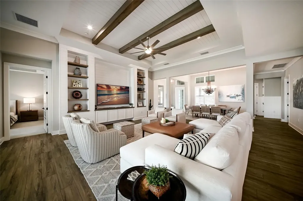 8092 Grande Shores Drive Sarasota FL 34240