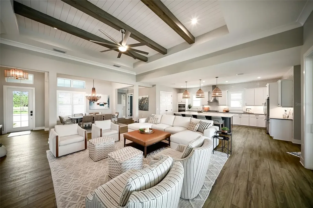 8092 Grande Shores Drive Sarasota FL 34240