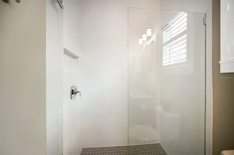 8092 Grande Shores Drive Sarasota FL 34240