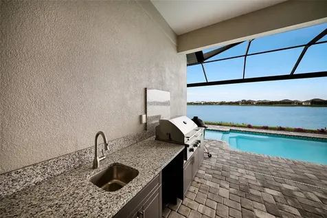 8092 Grande Shores Drive Sarasota FL 34240