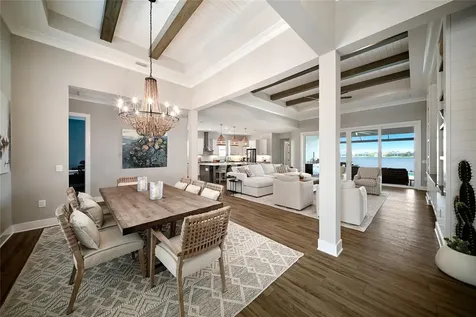 8092 Grande Shores Drive Sarasota FL 34240