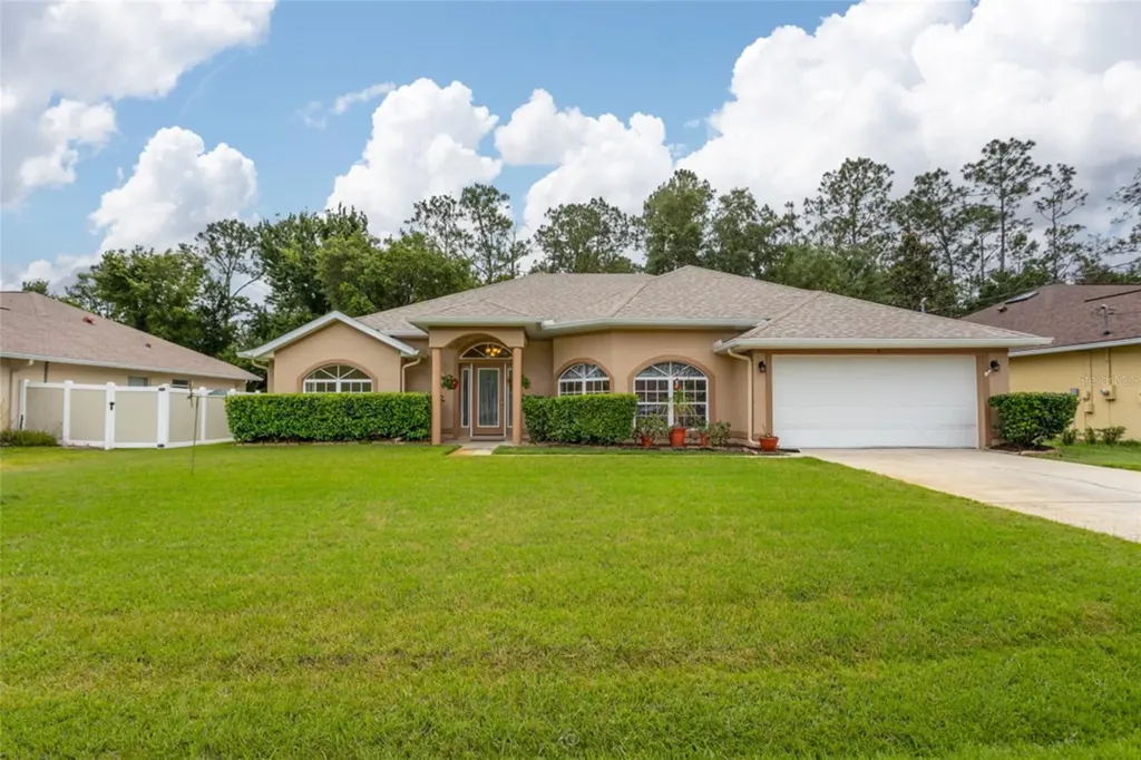 3 Zodiac Place Palm Coast FL 32164