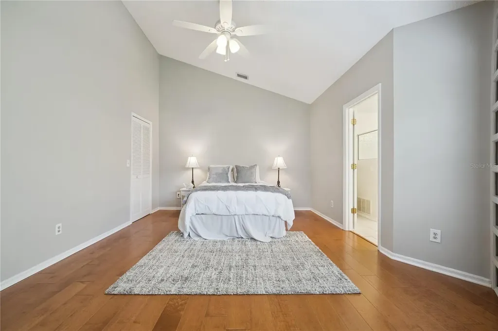 2928 Lake Pineloch Boulevard Orlando FL 32806