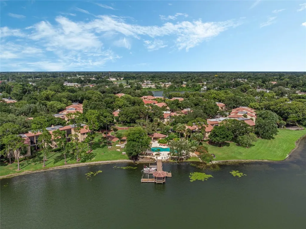 2928 Lake Pineloch Boulevard Orlando FL 32806