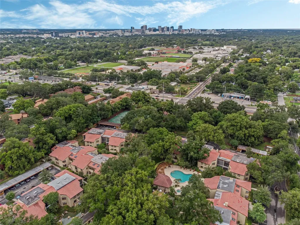 2928 Lake Pineloch Boulevard Orlando FL 32806