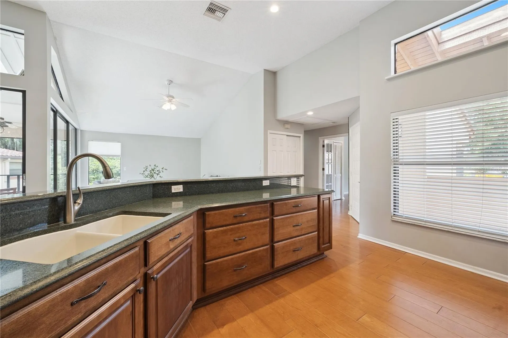 2928 Lake Pineloch Boulevard Orlando FL 32806