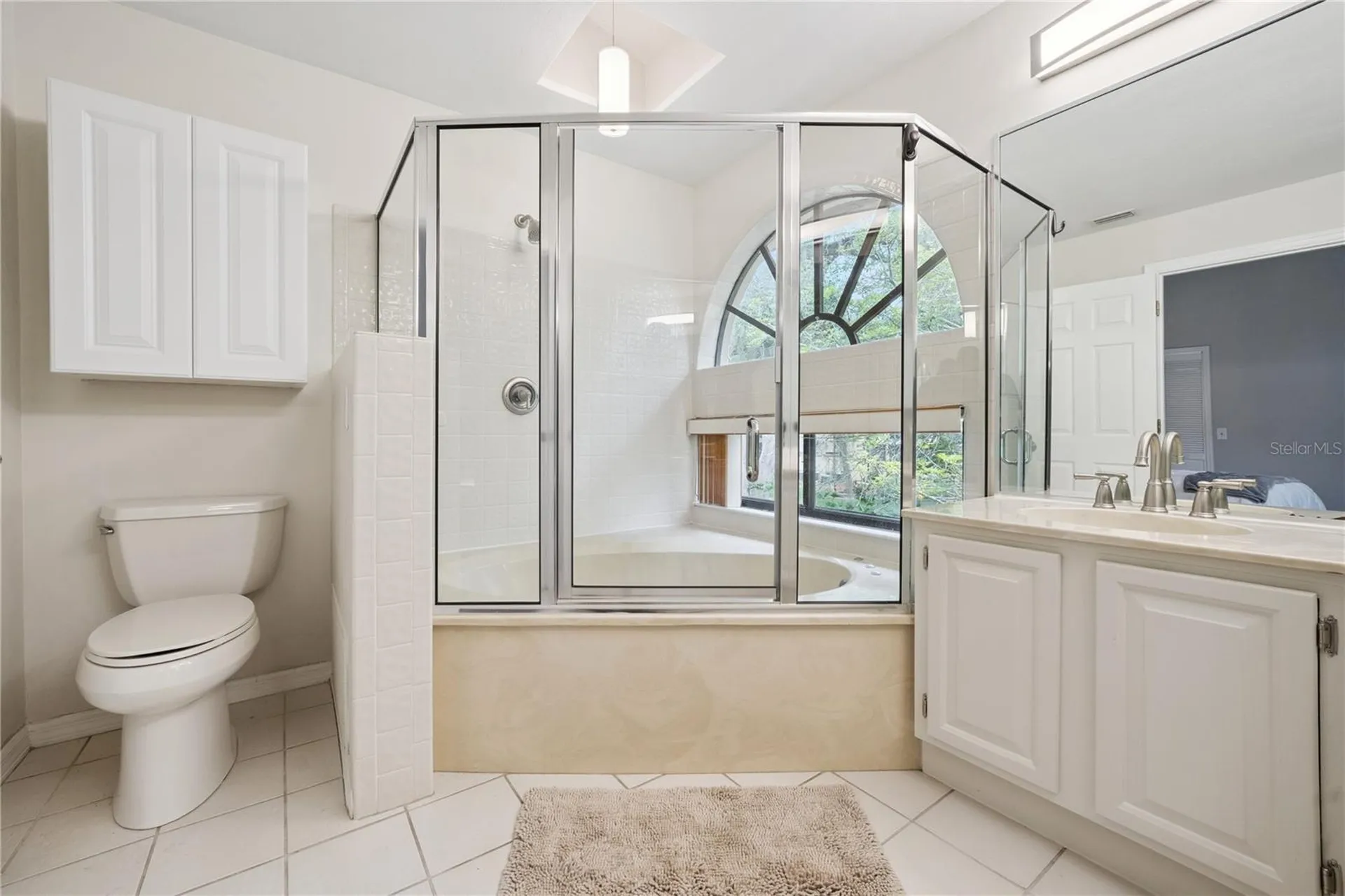2928 Lake Pineloch Boulevard Orlando FL 32806