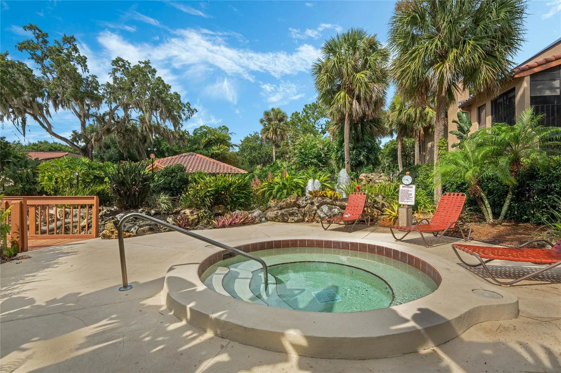 2928 Lake Pineloch Boulevard Orlando FL 32806