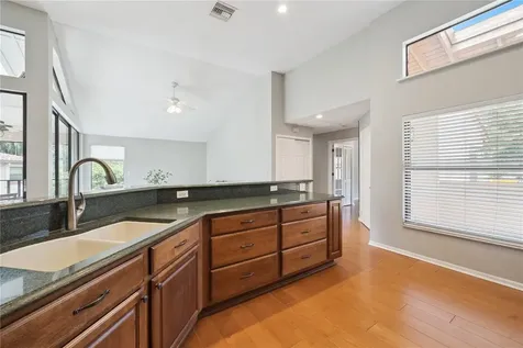 2928 Lake Pineloch Boulevard Orlando FL 32806