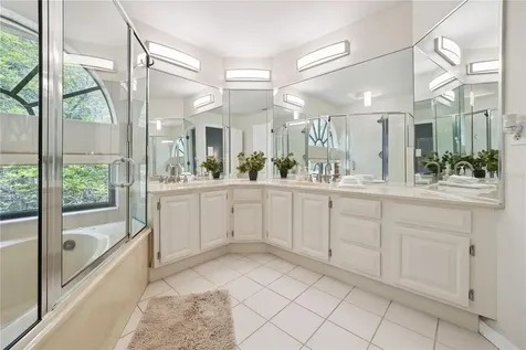 2928 Lake Pineloch Boulevard Orlando FL 32806