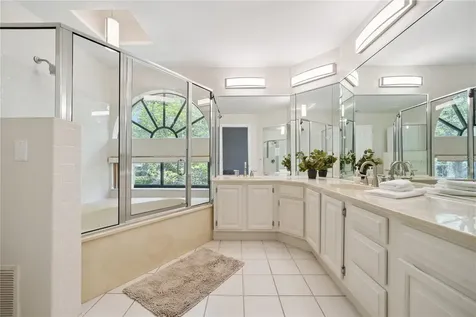2928 Lake Pineloch Boulevard Orlando FL 32806