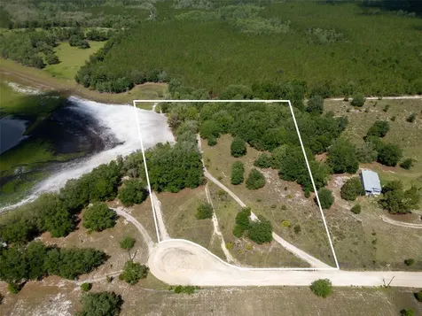 SE 53 Court Trenton FL 32693