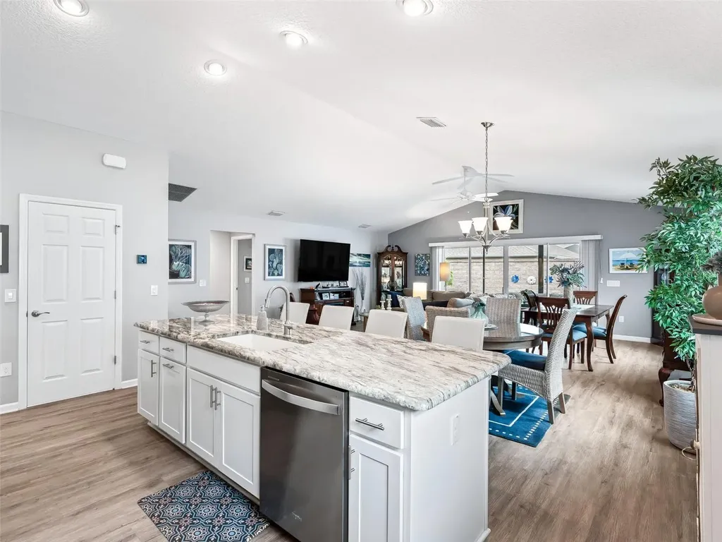 5672 Grimes Court The Villages FL 32163