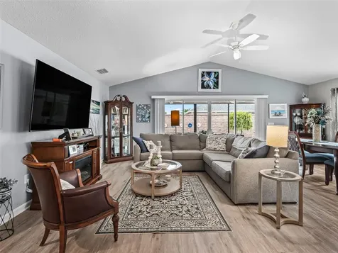 5672 Grimes Court The Villages FL 32163