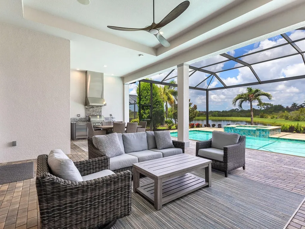 16739 Verona Place Lakewood Ranch FL 34202