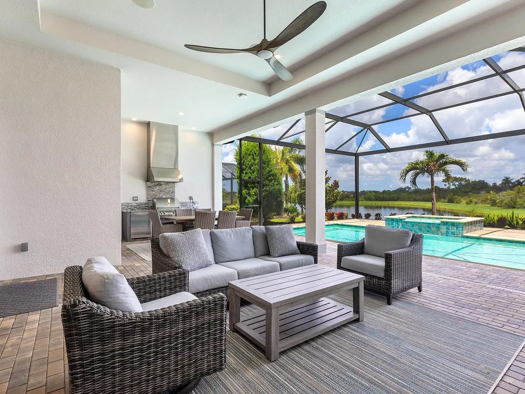 16739 Verona Place Lakewood Ranch FL 34202