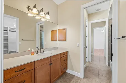 3107 W Fountain Boulevard Tampa FL 33609