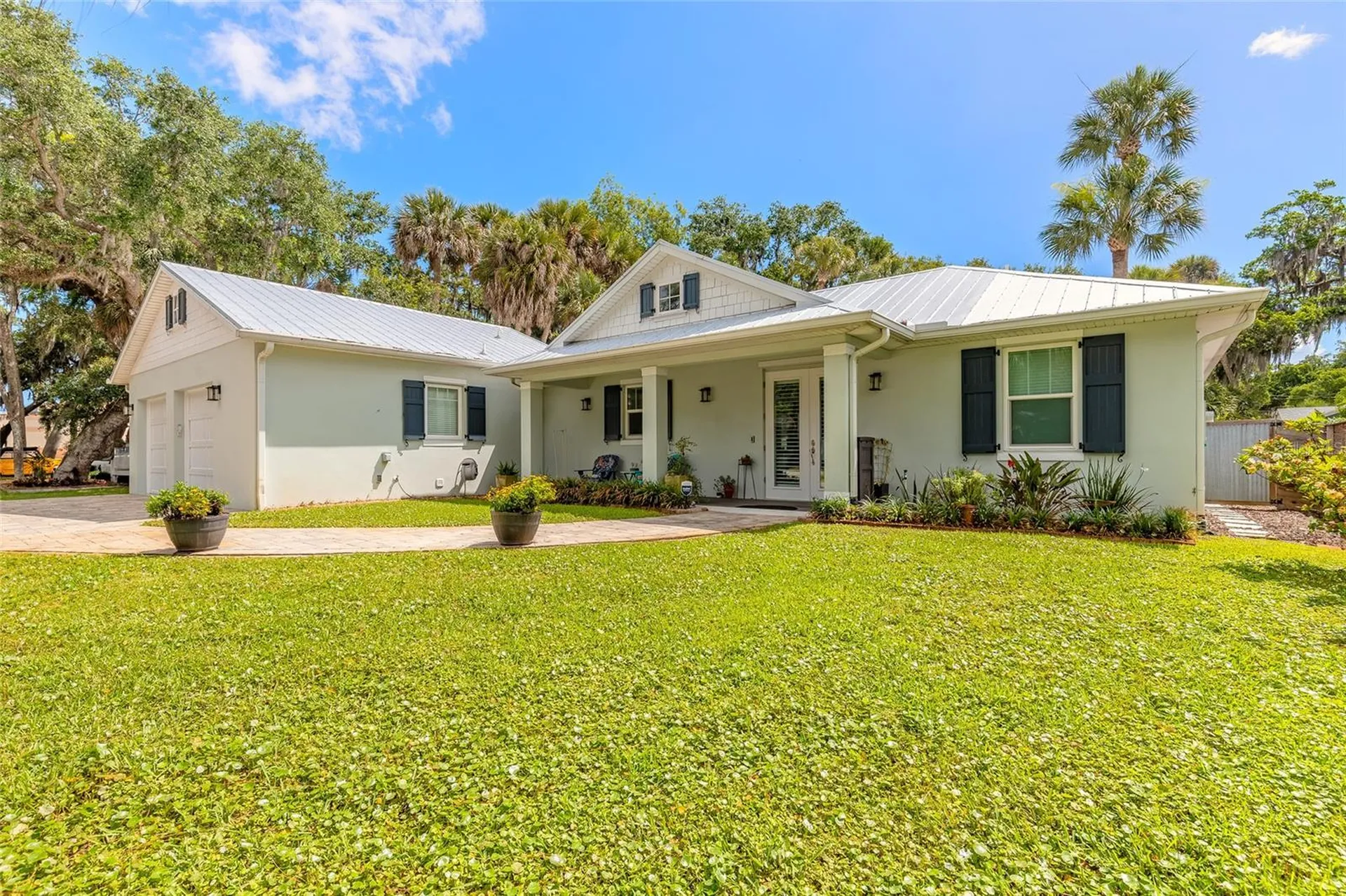 1107 S Orange Street New Smyrna Beach FL 32168