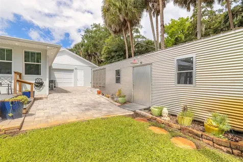 1107 S Orange Street New Smyrna Beach FL 32168
