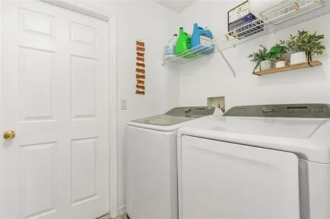 810 SW 10th Place Cape Coral FL 33991