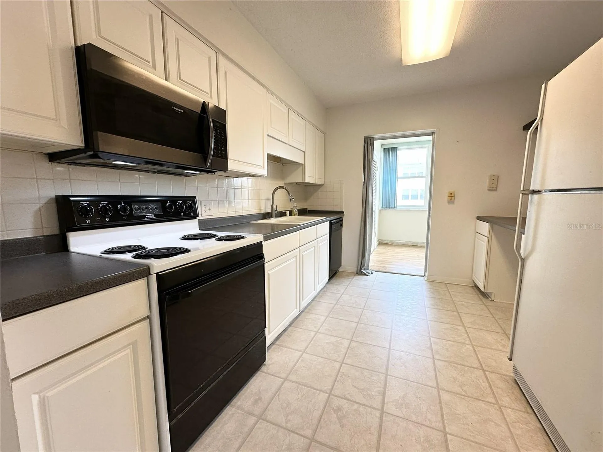 5728 14th Avenue N St Petersburg FL 33710