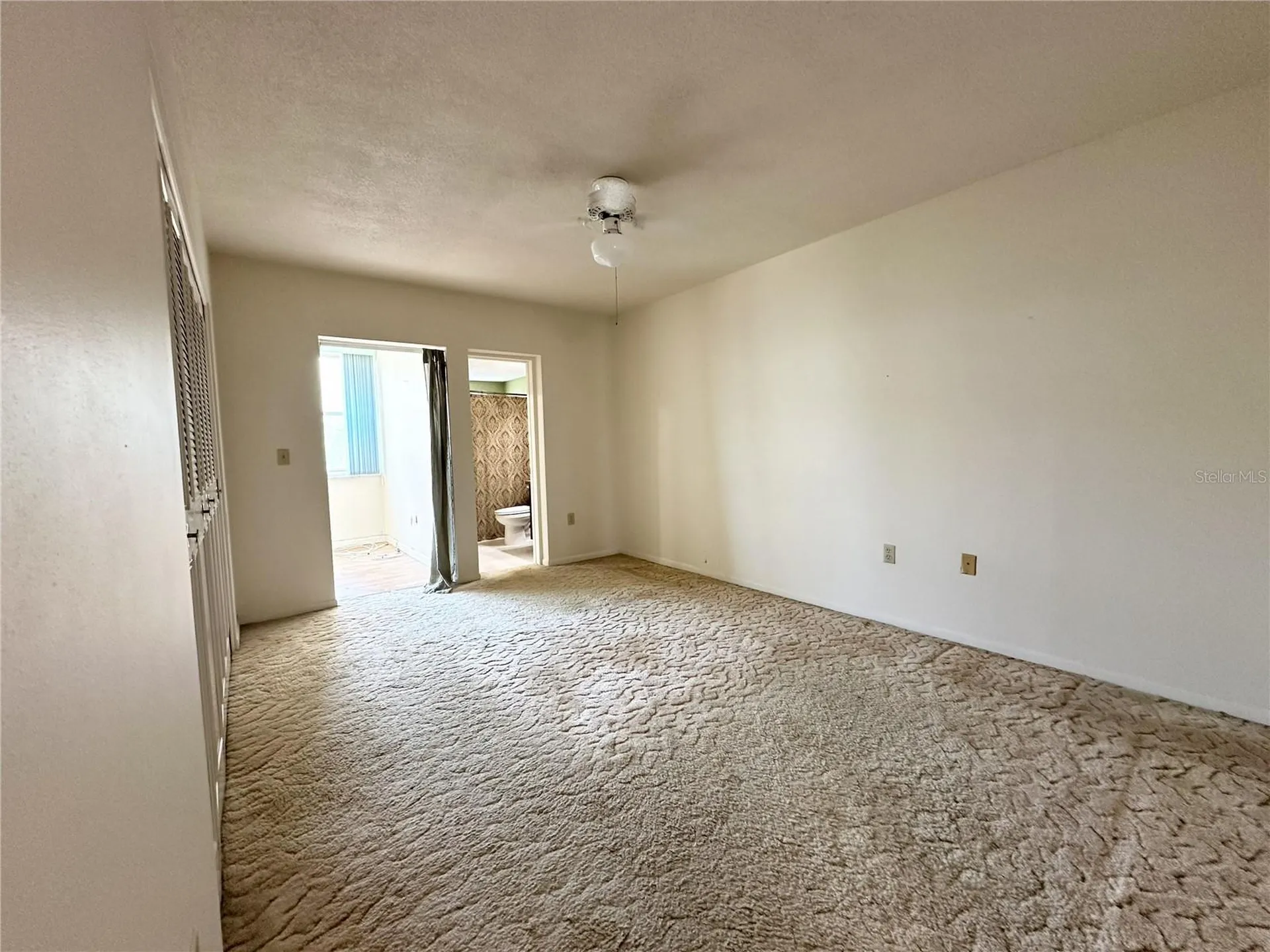 5728 14th Avenue N St Petersburg FL 33710