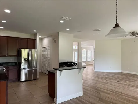 345 Beacon Pointe Drive Ocoee FL 34761