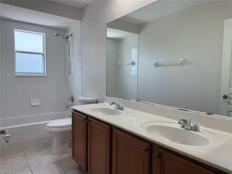 345 Beacon Pointe Drive Ocoee FL 34761