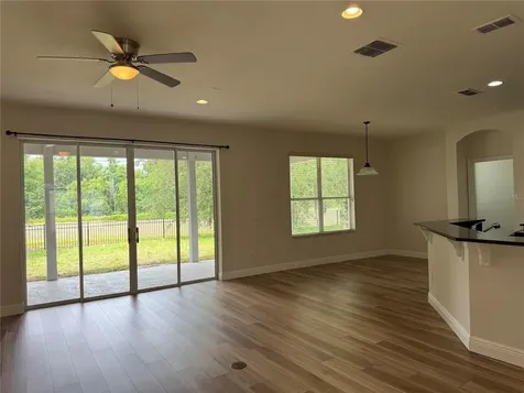 345 Beacon Pointe Drive Ocoee FL 34761
