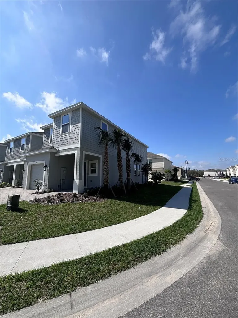 3010 Canary Avenue Davenport FL 33837