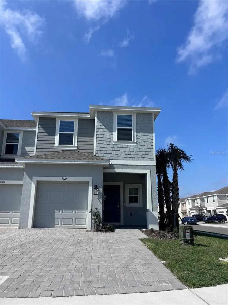 3010 Canary Avenue Davenport FL 33837