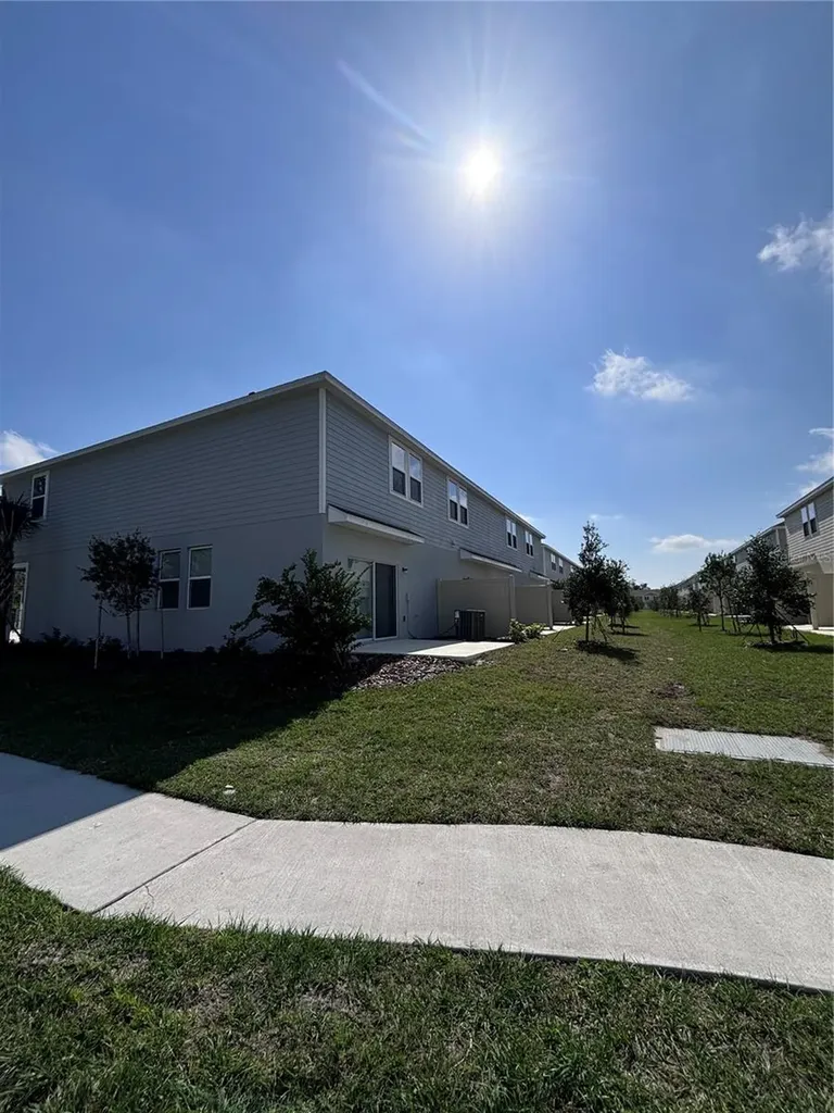 3010 Canary Avenue Davenport FL 33837