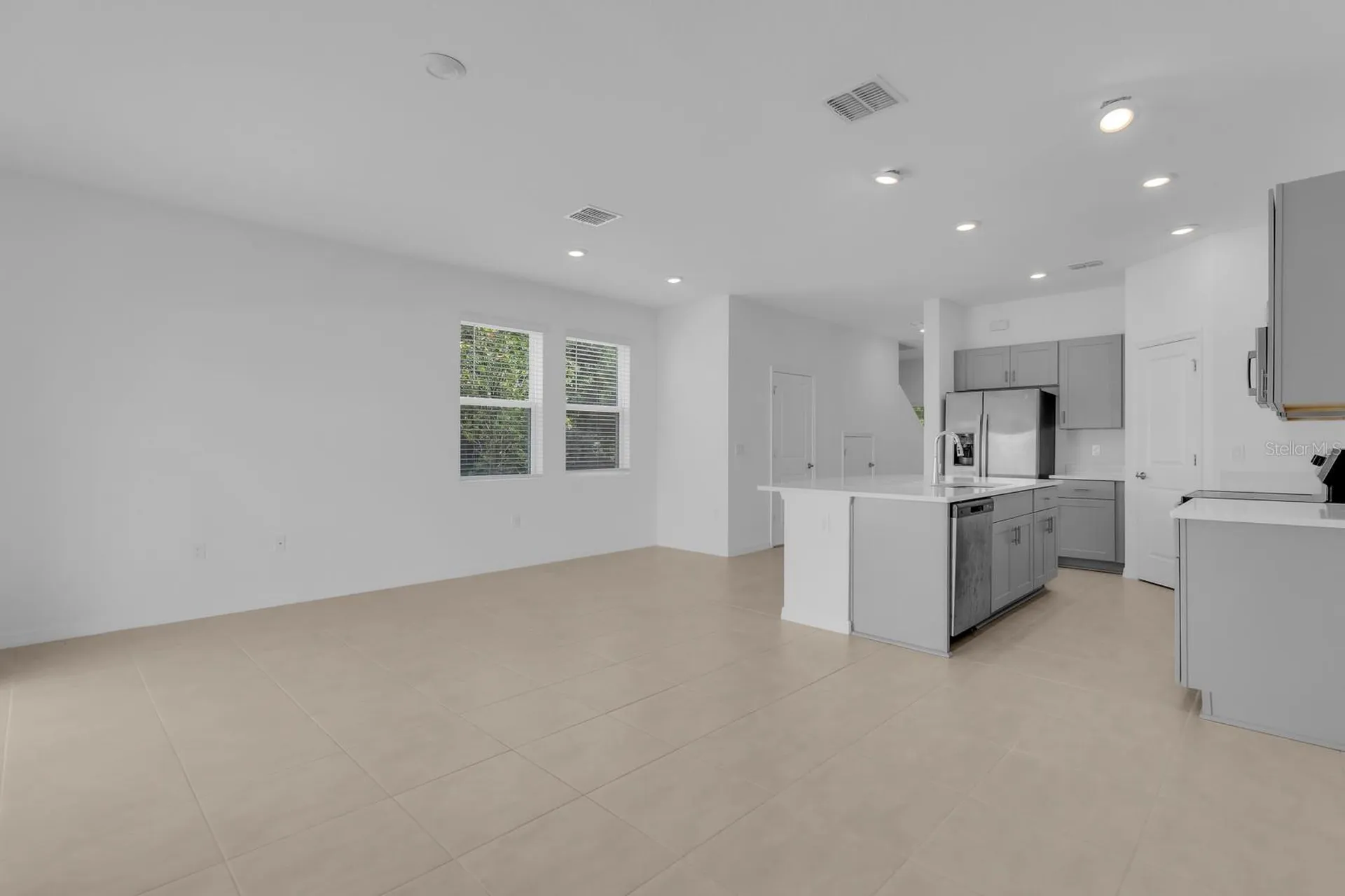 3010 Canary Avenue Davenport FL 33837