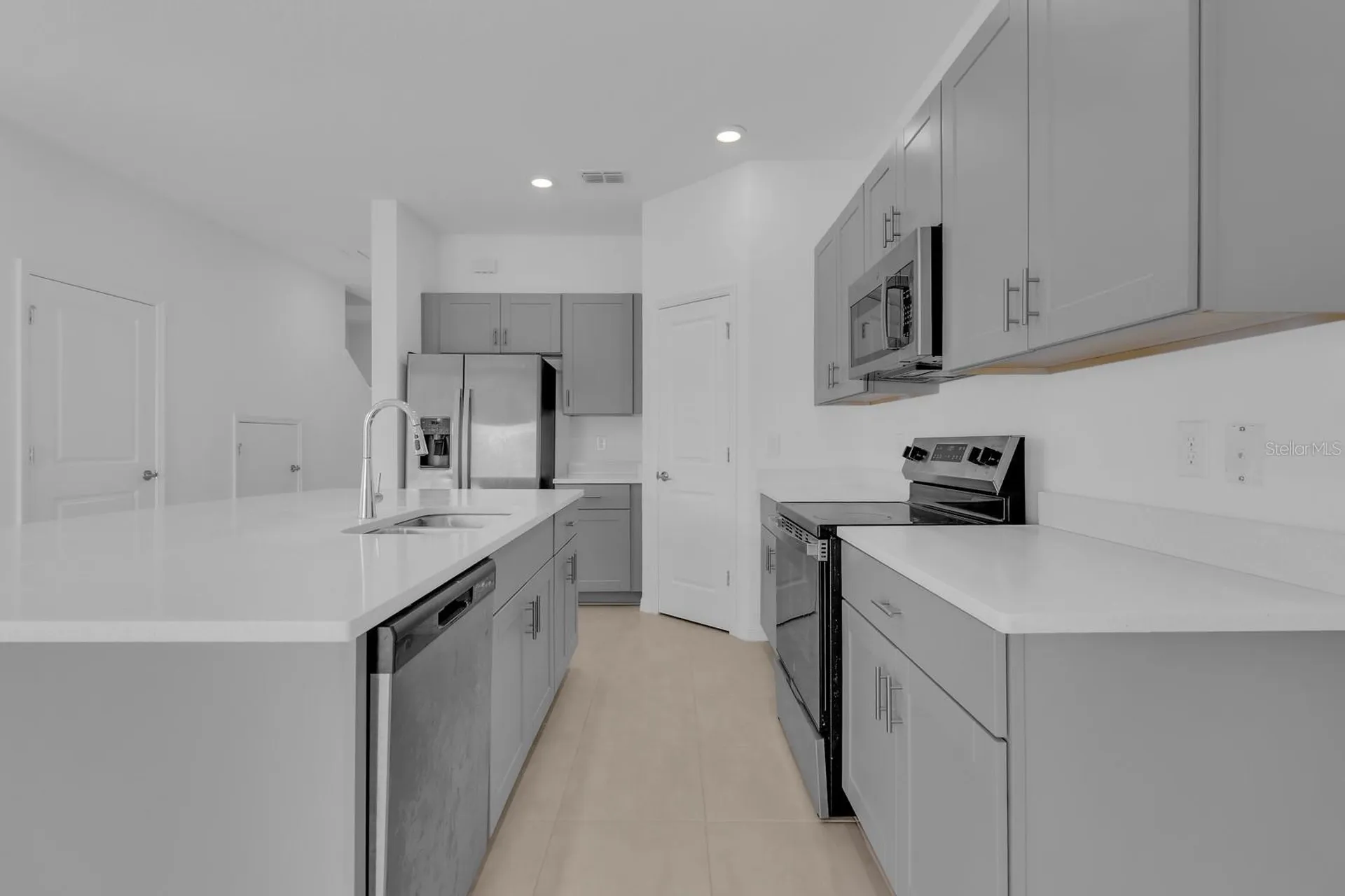 3010 Canary Avenue Davenport FL 33837