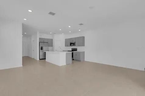 3010 Canary Avenue Davenport FL 33837