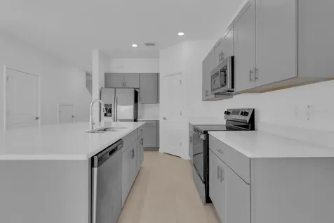 3010 Canary Avenue Davenport FL 33837