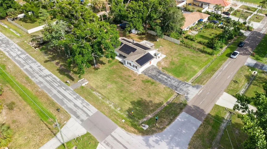 8212 Sunny Vale Place Tampa FL 33615