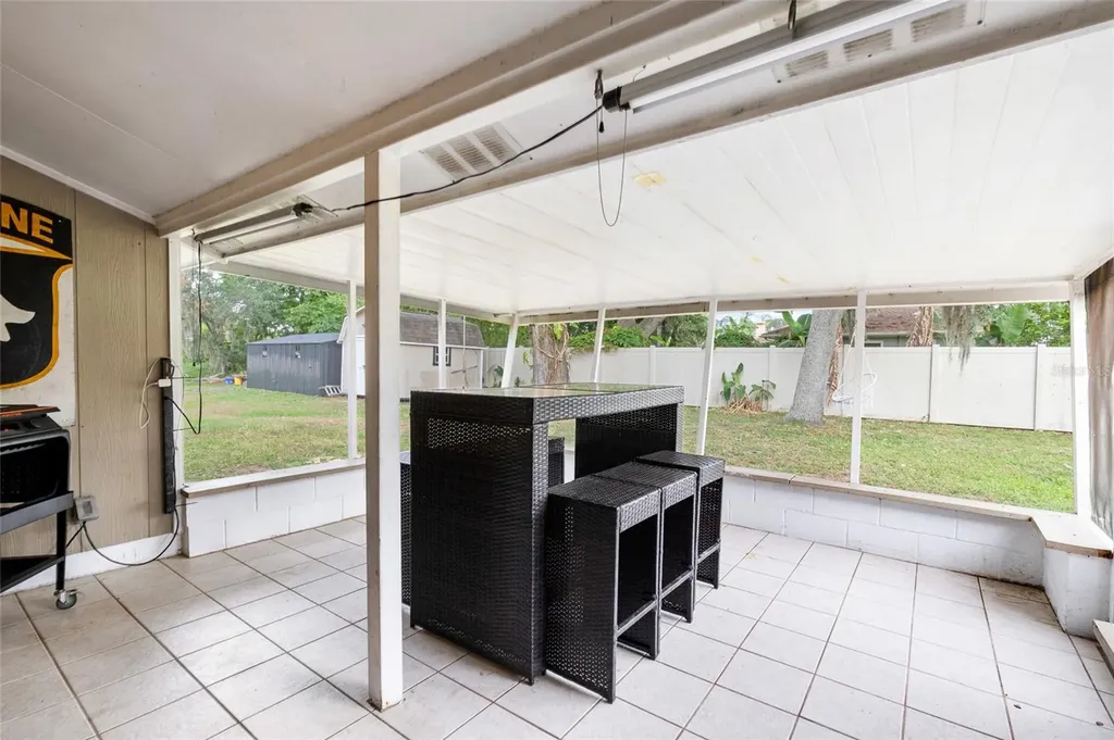 8212 Sunny Vale Place Tampa FL 33615